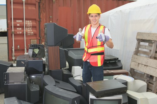 Commercial skip placement in Aldgate business area